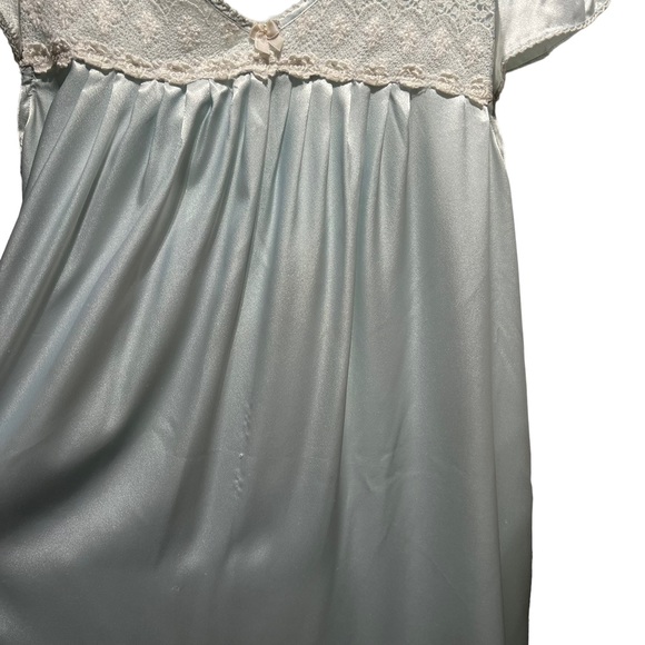 Oscar de la Renta Lace Trim Embellishment Nightgown - Picture 5 of 15